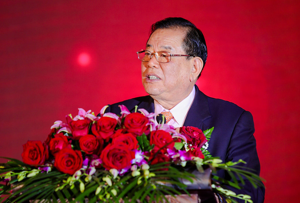 德業(yè)人將用心堅(jiān)守使命,<br>為實(shí)現(xiàn)夢(mèng)想不懼櫛風(fēng)沐雨、砥礪前行。